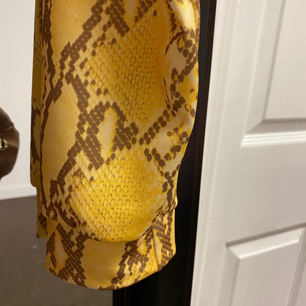 Jacket - Picture 4 of 4